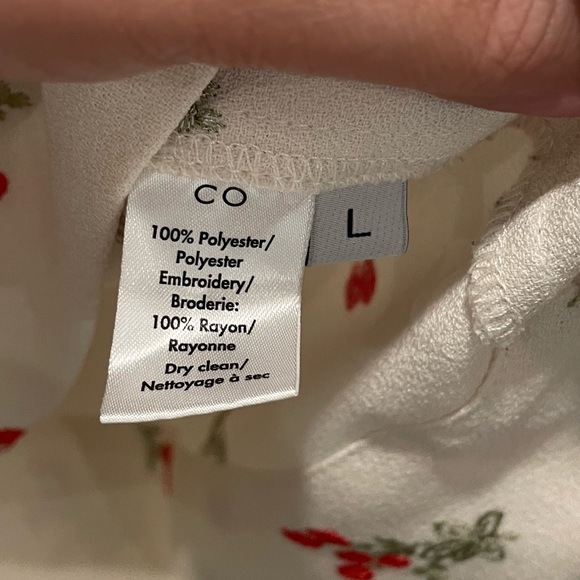 Co Half Placket Blouse Size L - Picture 5 of 7